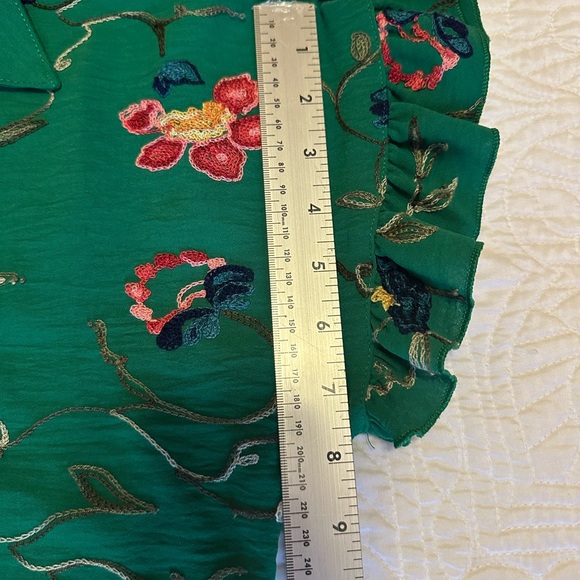 Dashing Green Floral Embroidered Button Down Shirt - Picture 8 of 10